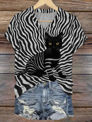 Women's Black Cat Stripes Print Casual V-Neck Tee vetvanguards