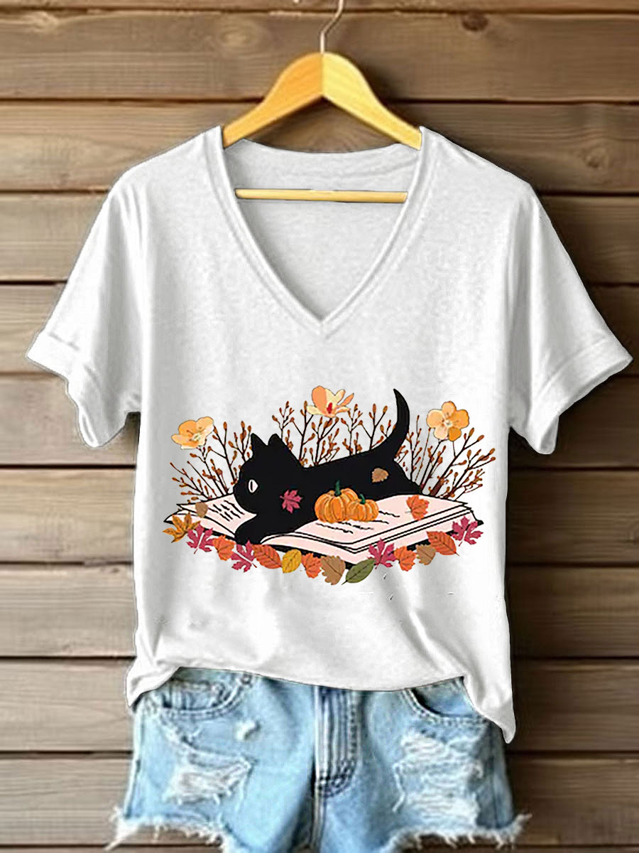Women's Fall Cat Book Pumpkin Maple Leaves Short Sleeve T-Shirt vetvanguards