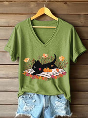 Women's Fall Cat Book Pumpkin Maple Leaves Short Sleeve T-Shirt vetvanguards